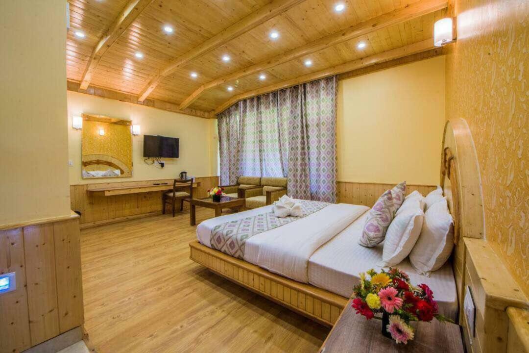 Hotel Golden Apple