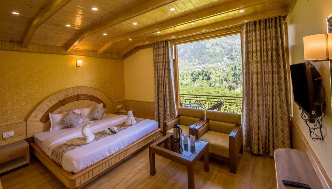Hotel Golden Apple Manali (Himachal Pradesh)