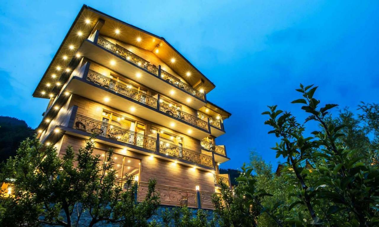 Hotel Golden Apple Manali (Himachal Pradesh)